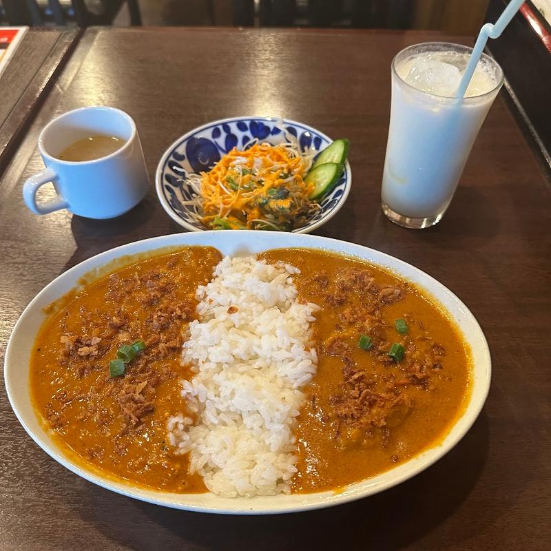 Wカレーライス(スープカレーとインドネパール料理 マヤ)