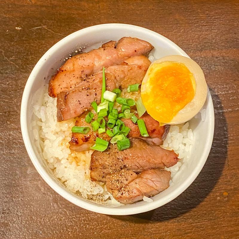 ミニステーキ丼(長男、ほそのたかし)