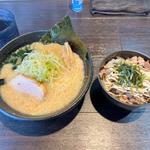 ネギみそらーめん＋ミニチャーシュー丼