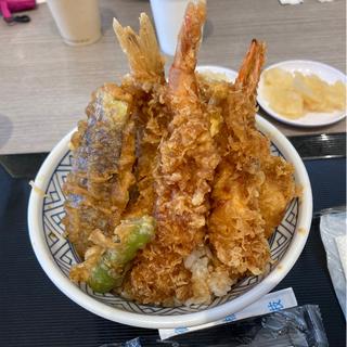 上天丼 (キス天 海老天×2 ししとう天 イカと貝柱のかき揚げ のり天 卵天)(日本橋 天丼 金子半之助 三井アウトレットパーク木更津店)