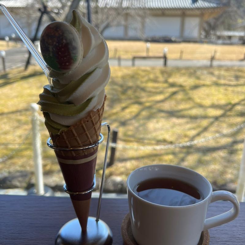 ソフトクリーム(ミックス)(Sous le cerisier（スゥ ル スリジェ）〜桜の樹の下で〜)