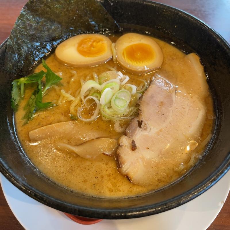 味玉焼きあご豚骨(自家製麺 いつき亭)