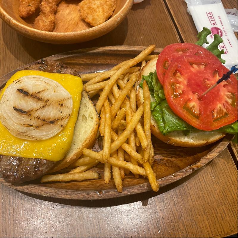 チーズバーガー(KUA`AINA 二子玉川店)