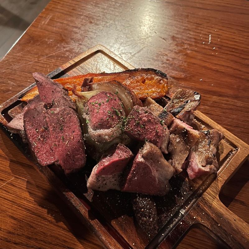 3種盛り炭火焼き(ニコ アパルトマン)