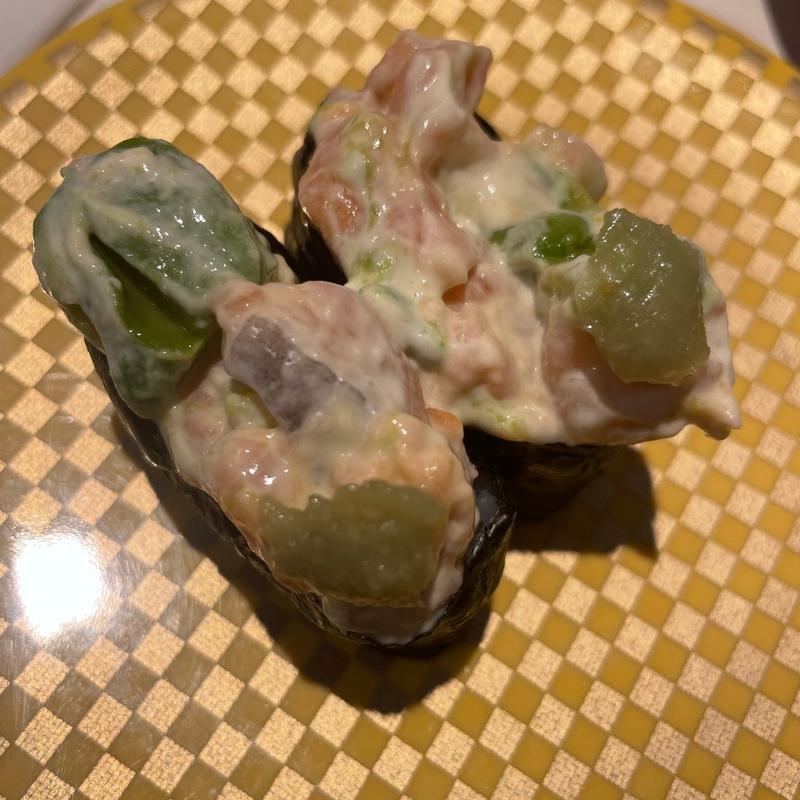 アボカドサーモンマヨ(魚べい アークプラザ新潟店)