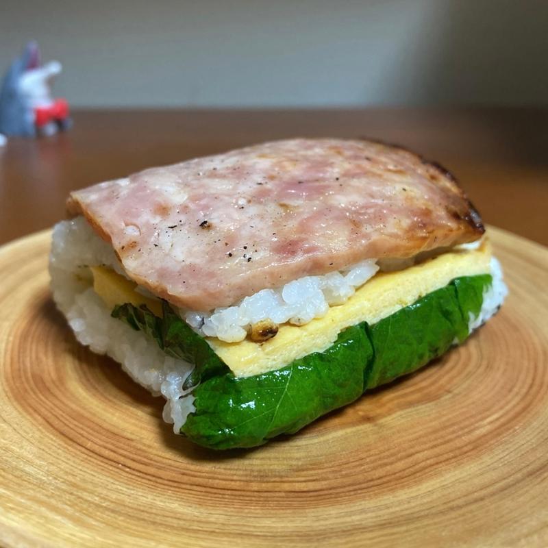 炙りポークたまご(ごちそう焼むすび おにまる 大須店)