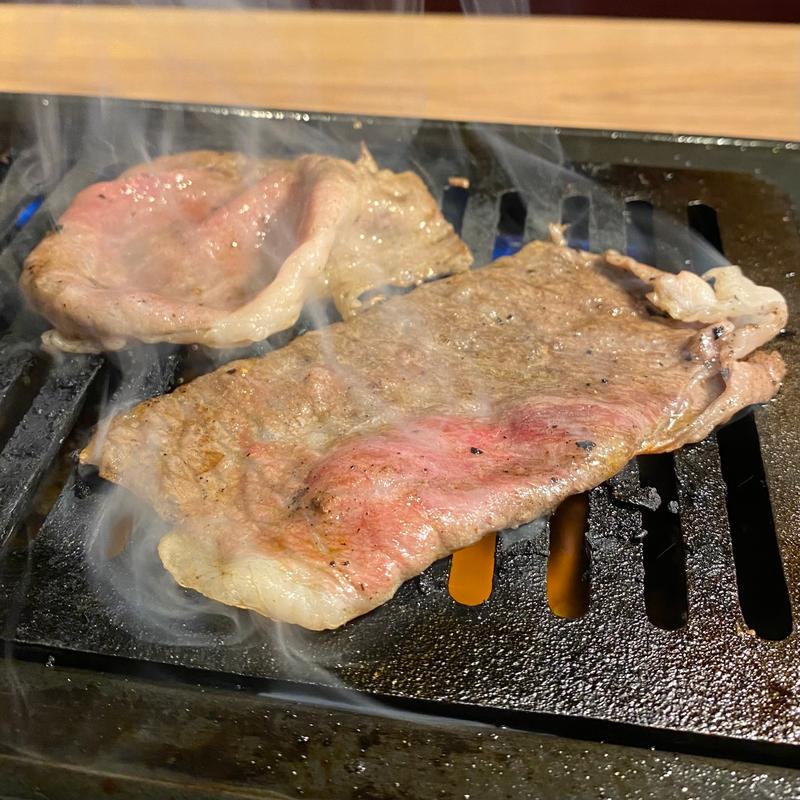 国産牛大判ロース(焼肉ホルモン 本山園)
