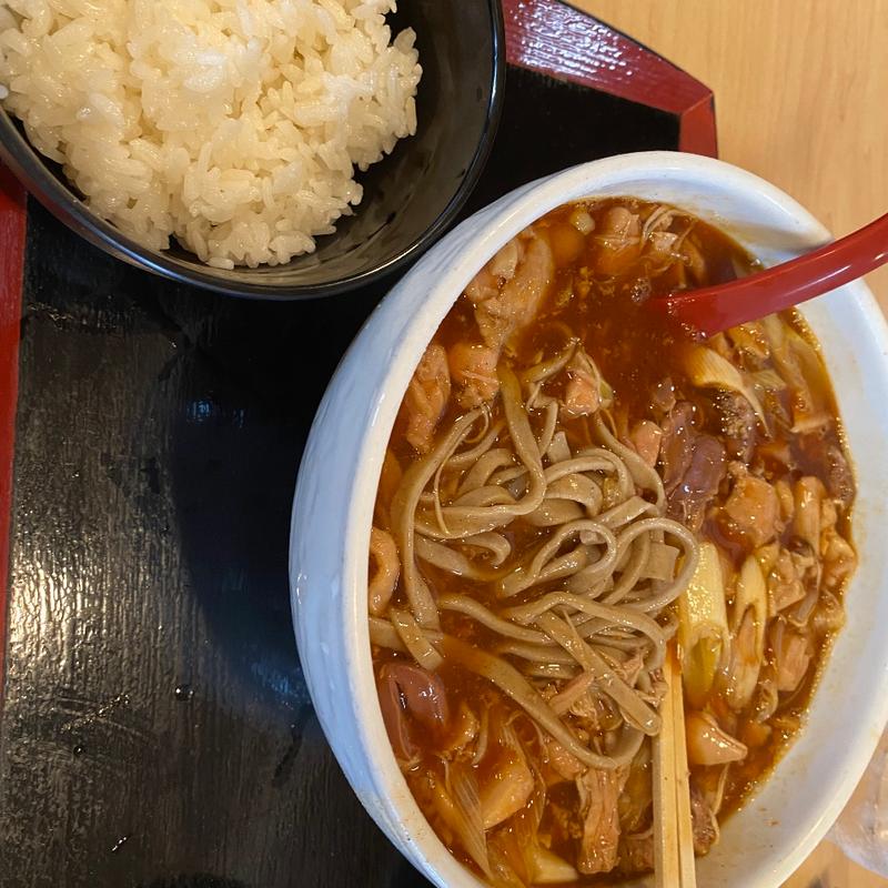 ピリ辛モツそば(食事処 希林)