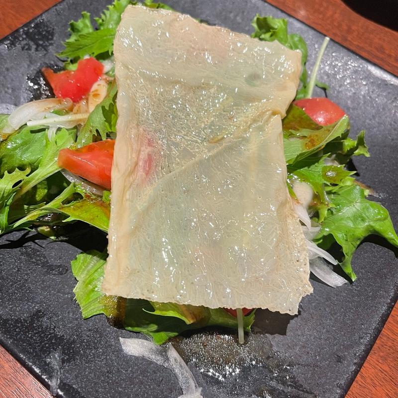 パリパリ湯葉のサラダ(納屋之炭 高松駅前店 )