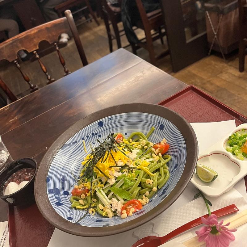 冷やしサラダうどん(武蔵野茶房 田無本店)