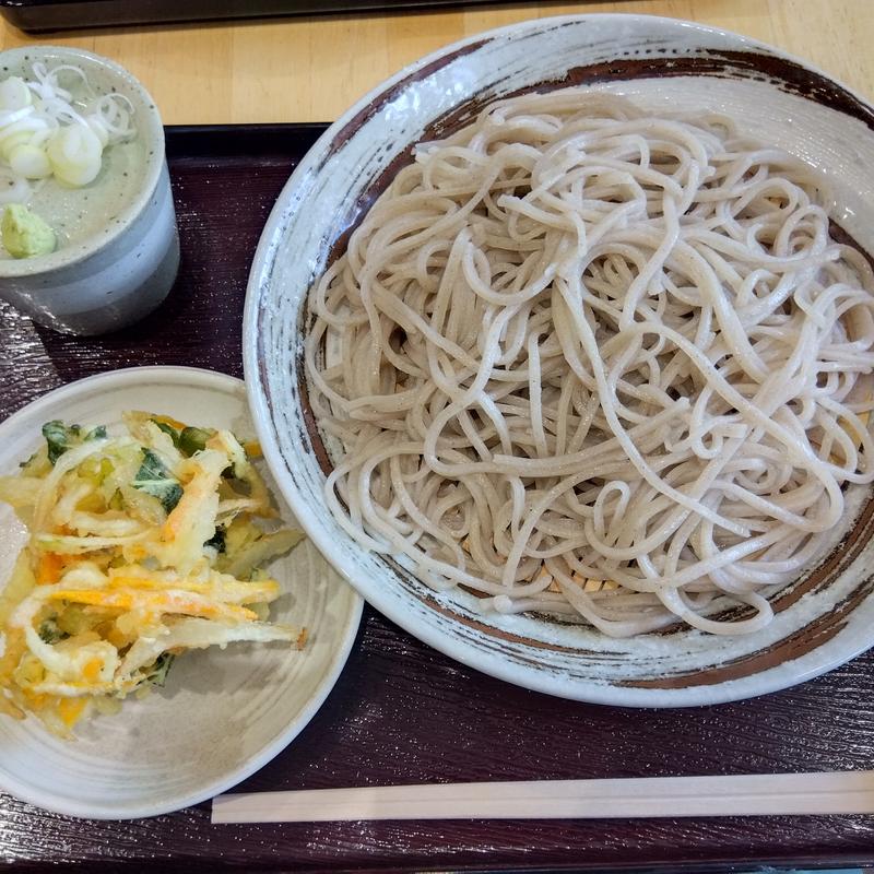 かき揚げ冷やしざるそば(道の駅 にしあいづ よりっせ)