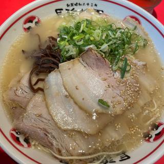 チャーシュー麺(二代目 長浜将軍 那珂川本店)