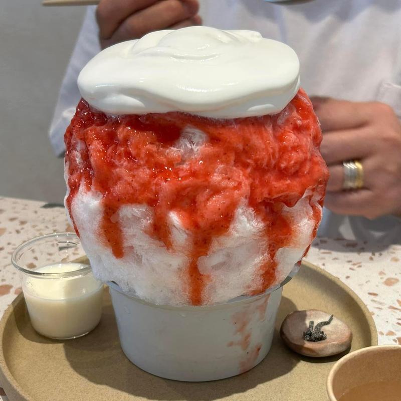 イチゴ(山ト氷)