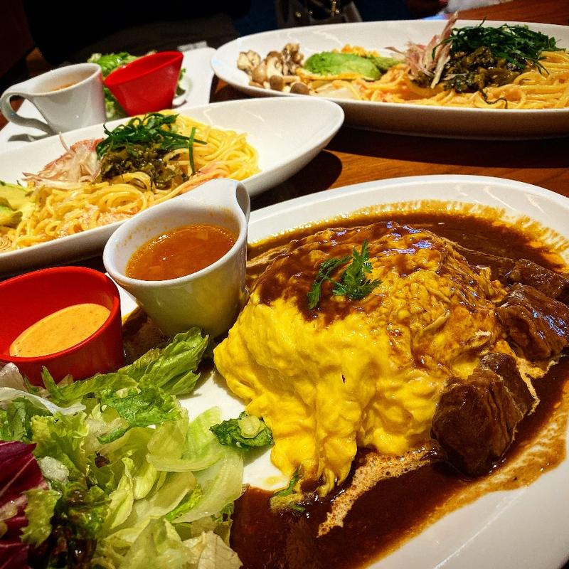 オムライスプレート ビーフシチューソース(むさしの森珈琲 岡山中仙道店)