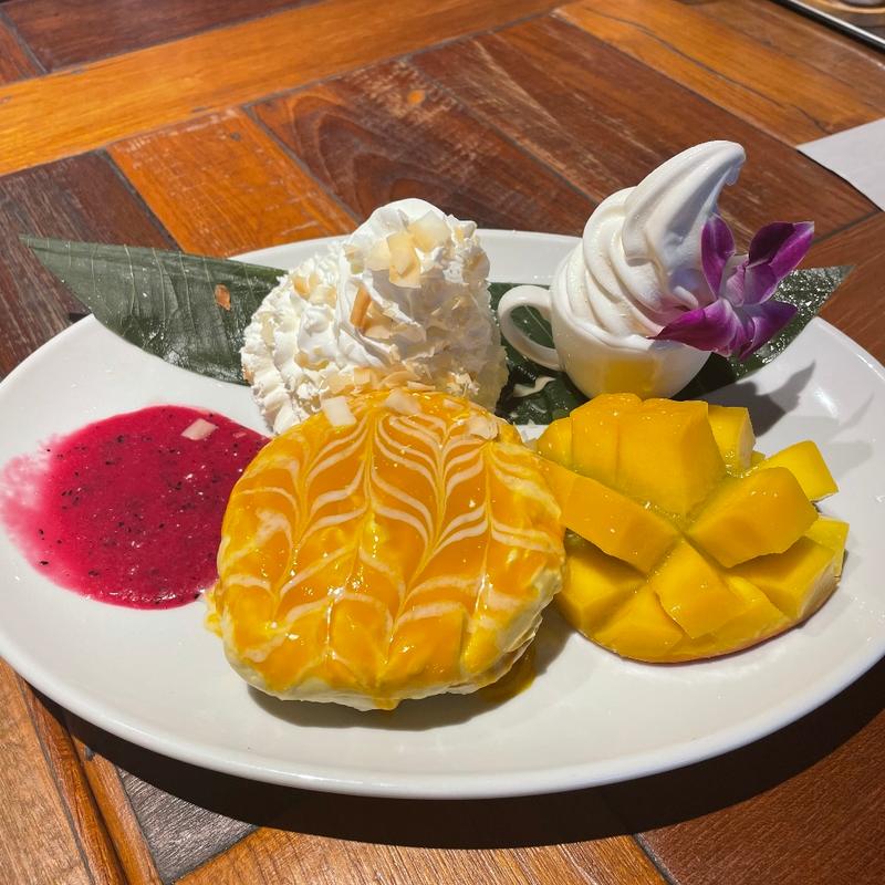 トロピカルマンゴーパンケーキプレート(コナズ珈琲久留米)