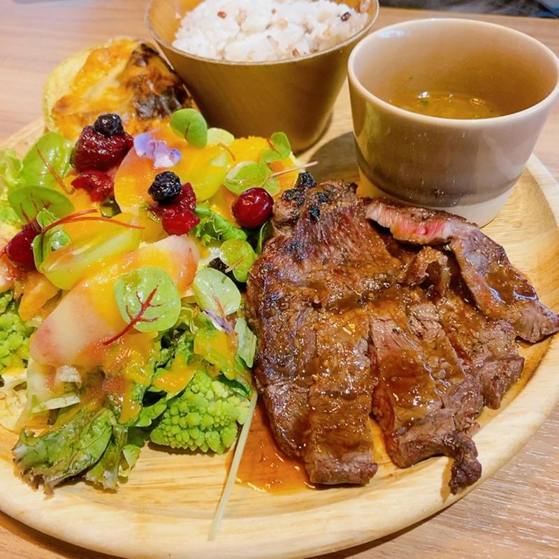 グリルサラダ1デリランチ(grill and deli LAVE)