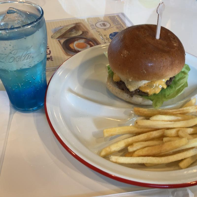 ベーコンチーズバーガー(山猫家)