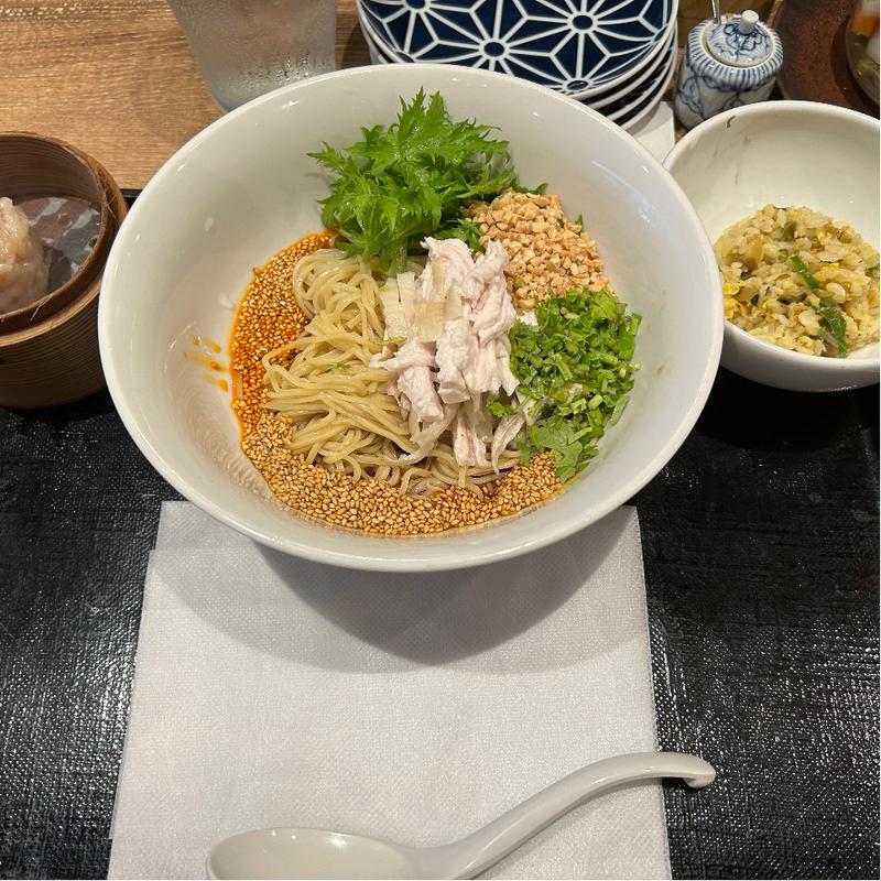 よだれ鶏冷麺(東京チャイニーズ 一凛)