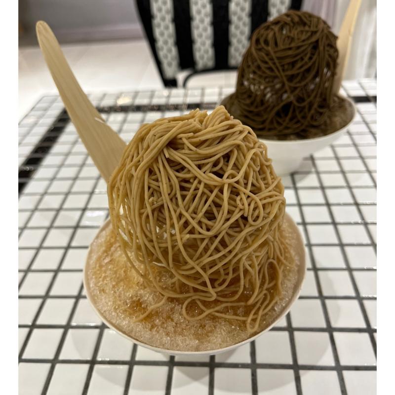 和栗のかき氷(栗歩と芋こ ジ･アウトレット広島店)