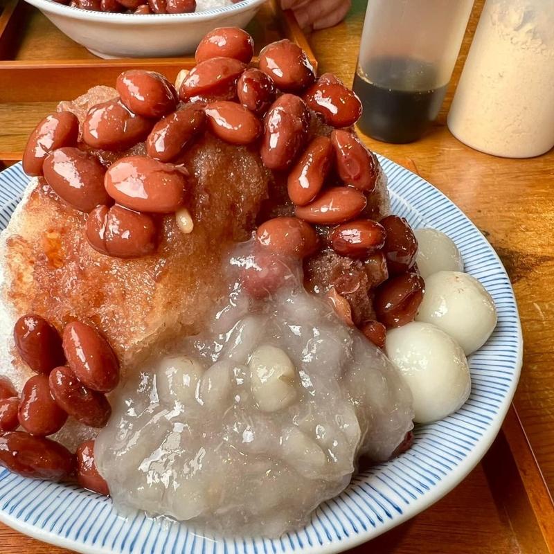 田芋入りぜんざい(居食屋 月)