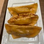餃子（にんにく、ニラなし）(餃子とカレーザンギの店 点心札幌 大通本店)