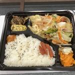 日替わりチャンプルー弁当