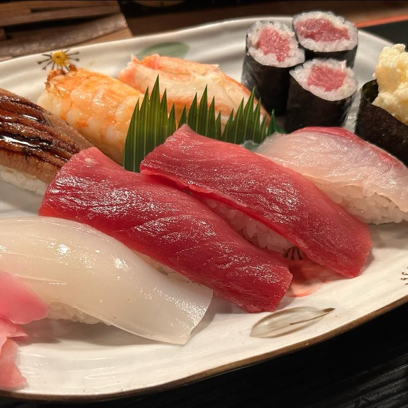 中寿司(彦寿し)