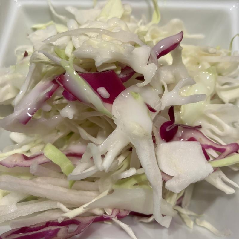 サラダ(餃子とカレーザンギの店 点心札幌 大通本店)