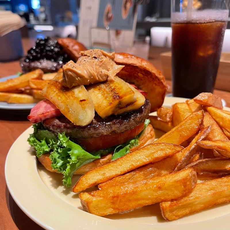 Love Me Tender バナナベーコンバーガー(LITOR)