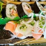 寿司(サーモン)巻物セット(ベルクス 東墨田店)
