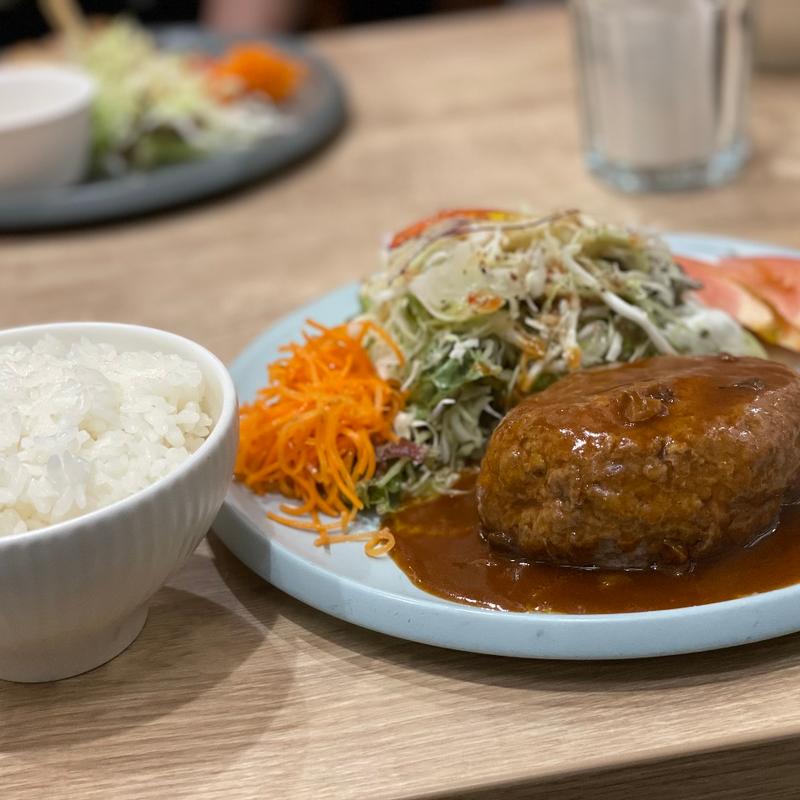 (T’s cafe ゲートイン)