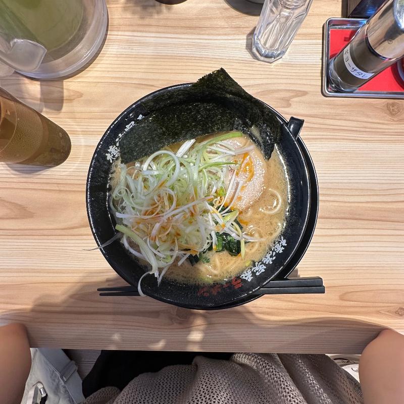 ネギラーメン 醤油(横浜家系ラーメン　藤井商店)