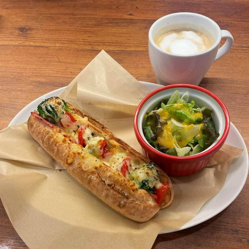 カスクートサンド〜とろ〜りチーズ〜(オリーブの丘 綾瀬店)