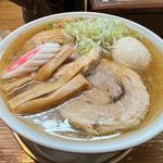 鶏ガラトロ肉中華そば味玉