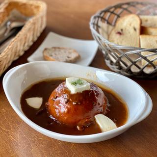トマトとフレッシュモッツァレラのカレー(ORIZA+パン食堂 （オリザプラスパンショクドウ）)