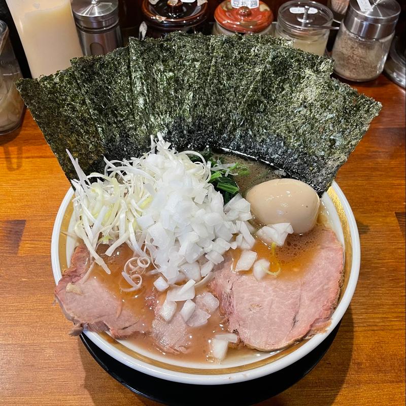 全部のせラーメン(横浜家系ラーメン 三郷家)