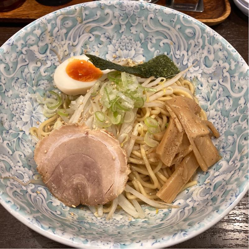 油麺(中華麺 江川亭 南多摩店)