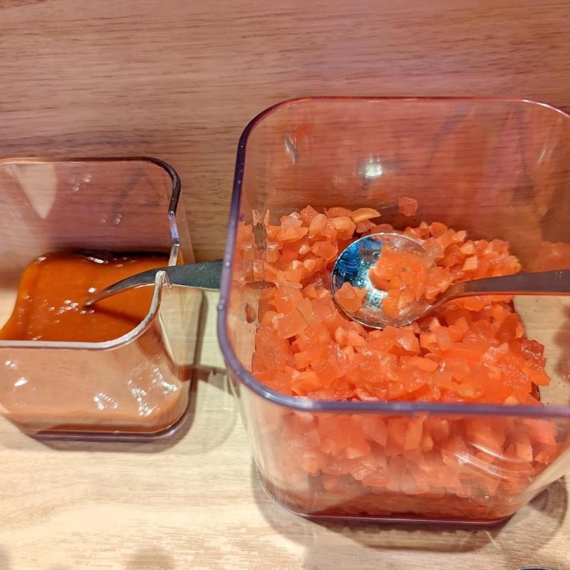 特製辛味ダレ 生姜玉ねぎ(肉めし岡もと 新橋店)