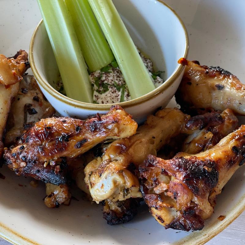 ローストチキン　ウイング(Monkeypod Kitchen by Merriman)