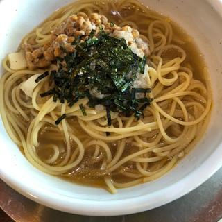 ボンゴレ　白【イカ納豆】スパゲッティ(るーぱん 熊谷BP店)