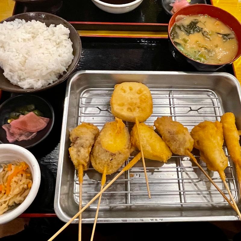 串揚げ定食(屋台居酒屋 大阪 満マル MANMARU 天神橋3丁目店)