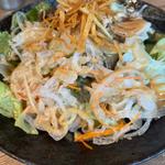 蒸し鶏サラダ(肉汁餃子のダンダダン 新秋津店)
