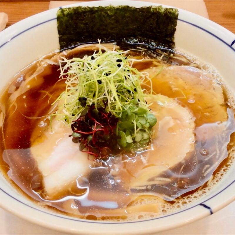 鶏出汁中華しょうゆ(別邸三く 中華㐂蕎麦 萃)