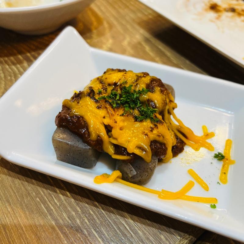 肉味噌ボロネーゼとチェダーチーズ(赤白 ルクア大阪店 （コウハク）)