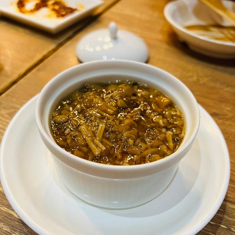 フォアグラの茶碗蒸し　きのこの和風あんかけ(赤白 ルクア大阪店 （コウハク）)