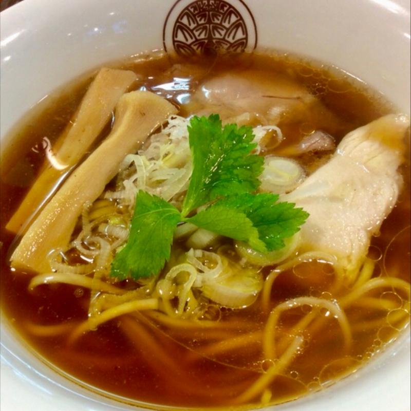 醤油らぁ麺(らぁ麺 とうひち )