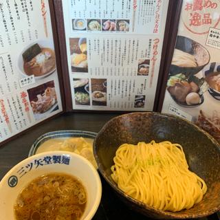 粗挽きワンタンメンつけ麺(三ツ矢堂製麺 あきる野店)
