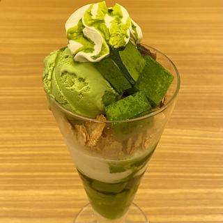 抹茶生チョコレートパフェ(nana's green tea イオンモール新瑞橋店)
