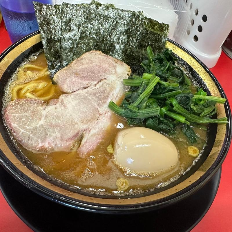 ラーメン　中　味玉(家系ラーメン王道いしい　市原五井店)