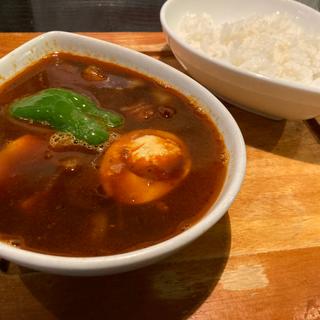 スープカレー　黒　チキン(鴻オオドリー 神田駿河台店)